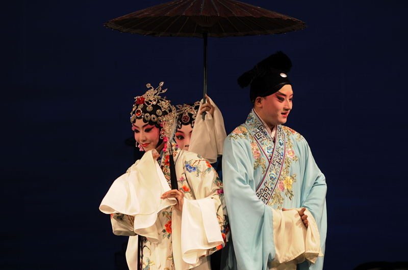 《白蛇传》[京剧电影][张火丁.宋小川.徐畅][rmvb]